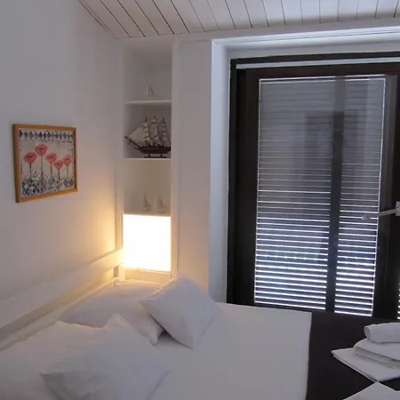 Pensjonat Falcon Podaca