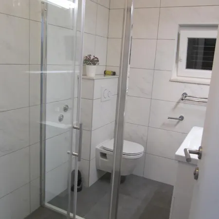 Pensjonat Falcon Podaca