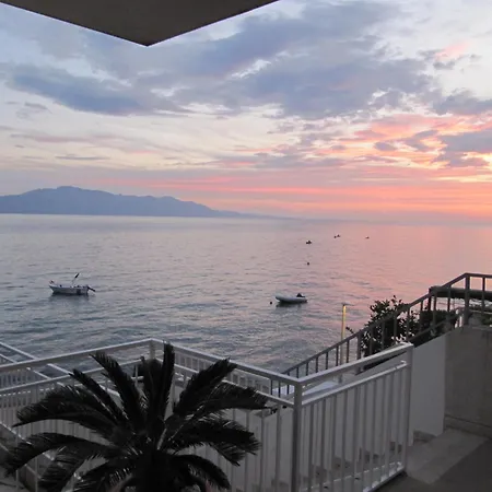 Falcon Penzion Podaca