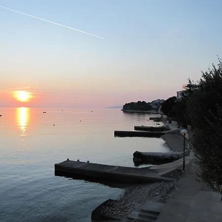 Falcon Vendégház Podaca