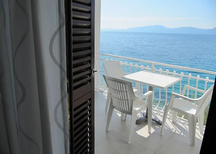 Falcon Гостевой дом 3*