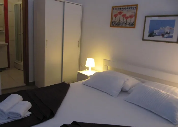 Falcon Гостевой дом Подаца