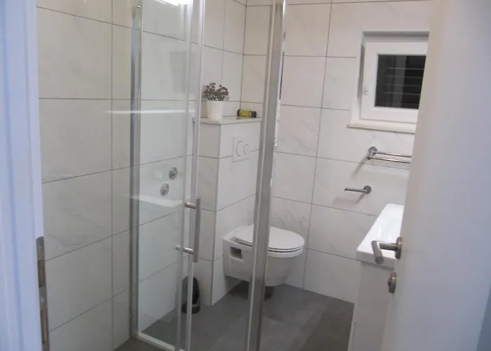 Гостевой дом Falcon Подаца