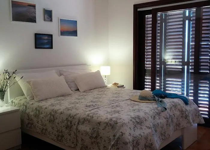 Casa de hóspedes Falcon Podaca